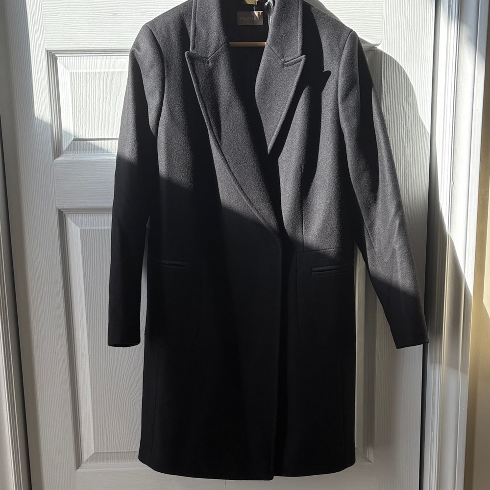 Planet Black wool blend notch collar knee length coat EUC